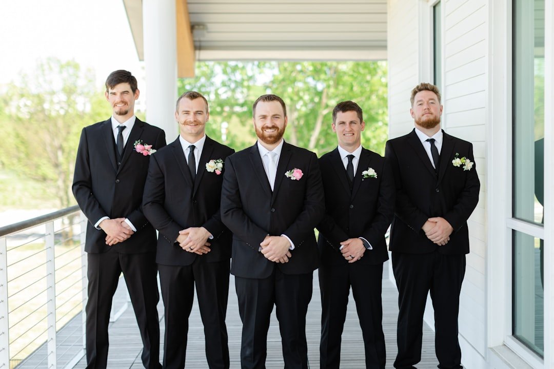 Dresscode til Bryllup — Den Komplette Guide for Mandlige Gæster - SUITS COPENHAGEN