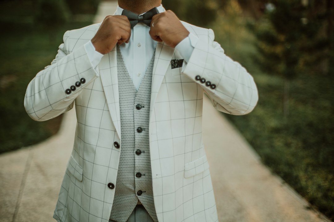 Jakkesæt til Sommer — Den Komplette Guide til Lette Stoffer, Farver og Styling - SUITS COPENHAGEN